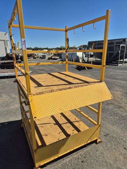 2x Transport Cages