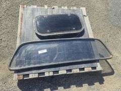 HR Holden Ute Sunroof & Rear Windows