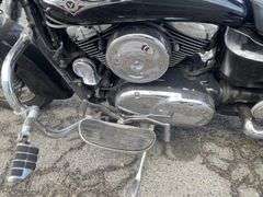 2006 Kawasaki VN1600 Motorcycle inc Leather Pouch 