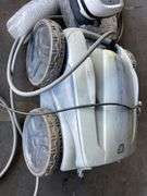 Zodiac 4WD Pool Cleaner - Recently Serviced