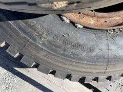 2x 10.00R20 Truck Wheels