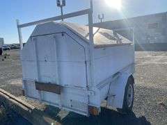 2004 Trailers  2000 ES4L7  Box Trailer