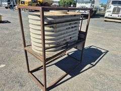 Tank & Metal Stand