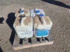 4x Partially Used 20L Drums of Truck Cleaning Product