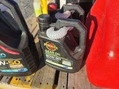 Pallet of Assorted Motor Oil & Containers