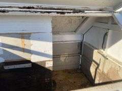 2004 Trailers  2000 ES4L7  Box Trailer