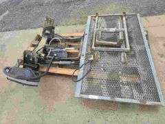 Tail Gate Loader