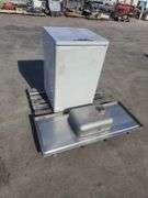 Westinghouse Bar Fridge & S/S Sink