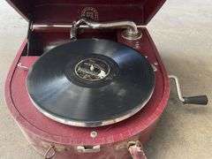 Antique Continental Wind Up Record Player