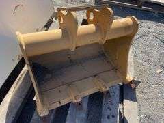 550mm Excavator Bucket and Steel Diesel Tank