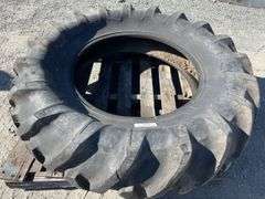 16.9-30 Tractor Tyre