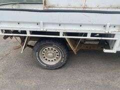 2000 Mitsubishi Triton Utility - Non Operational Wreck