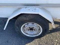 2004 Trailers  2000 ES4L7  Box Trailer