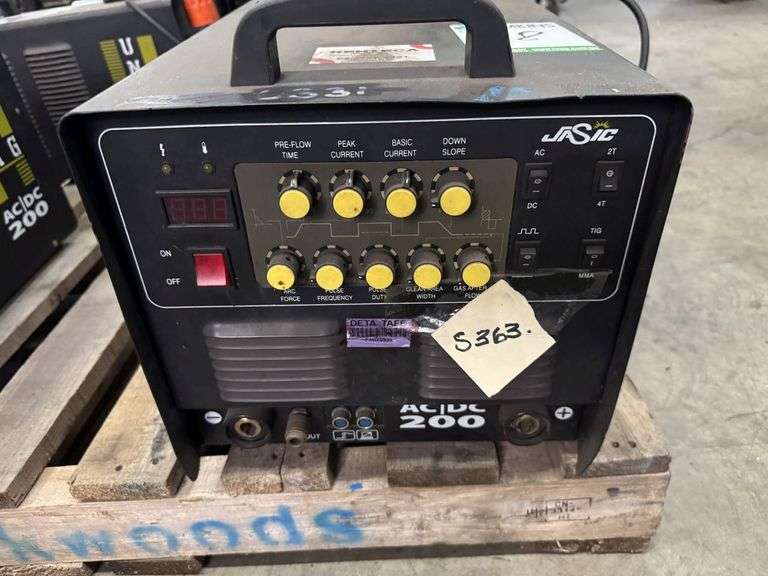 Unimig AC/DC 200 Pulse Tig Welder