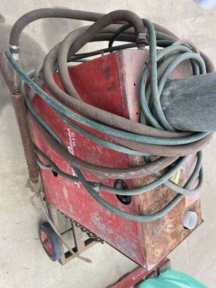 Commercial Steam Cleaner