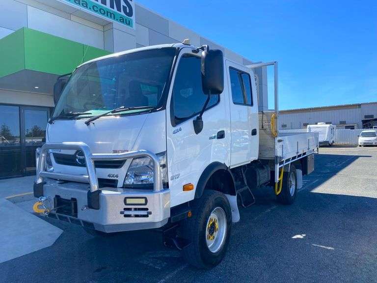 2018 Hino 300  817 4x4 Series Tray Truck - COI