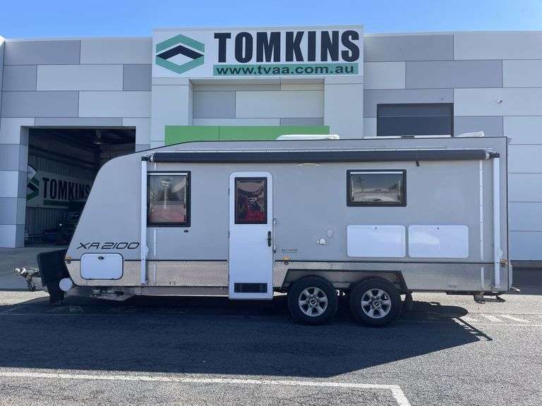 2014 Caravilla 21' Caravan