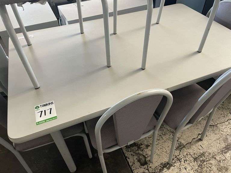 Laminate Dining Table and 6x Chairs