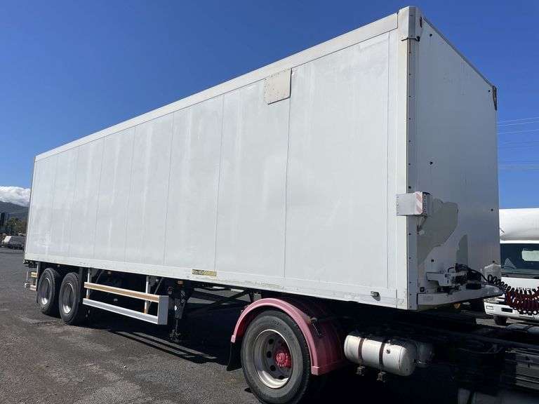 2010 Schmitz Cargobull Pantech Semi Trailer