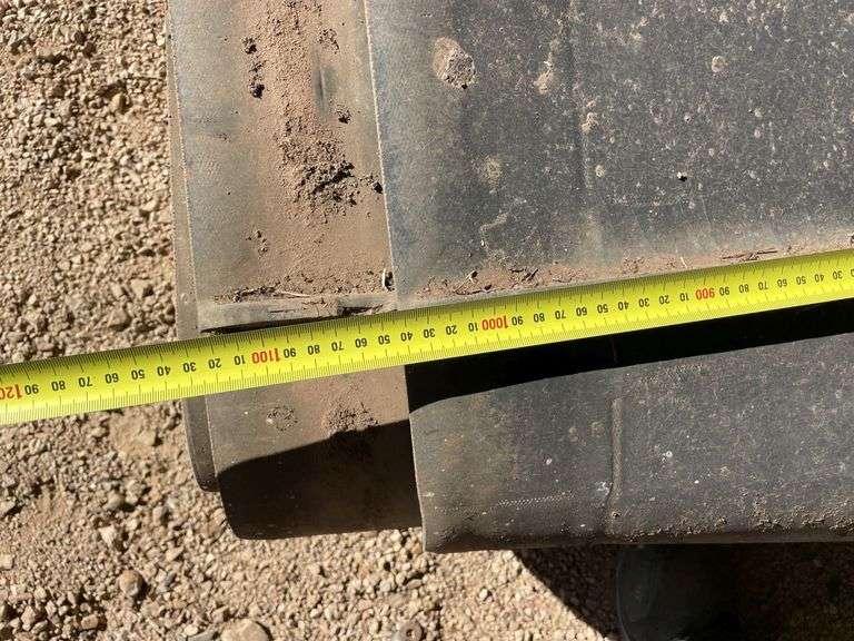 Quantity of used Draper Belt/Rubber Matting
