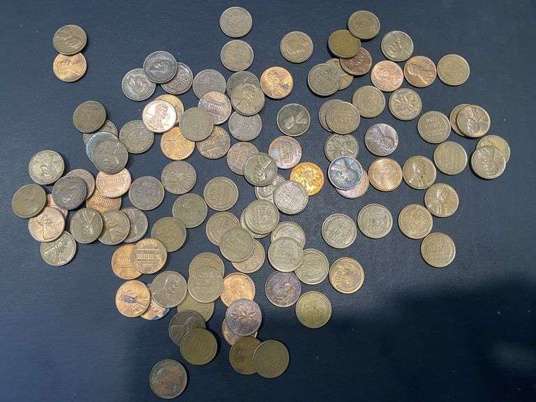 Over 50x United States of America & Canadian 1c Coins