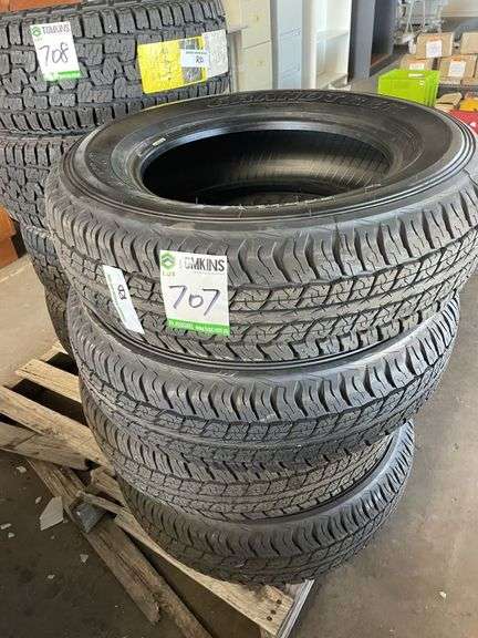 4x 225/70R17C Tyres