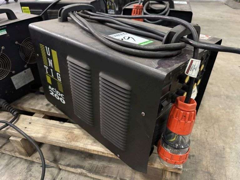 Unimig AC/DC 200 Pulse Tig Welder