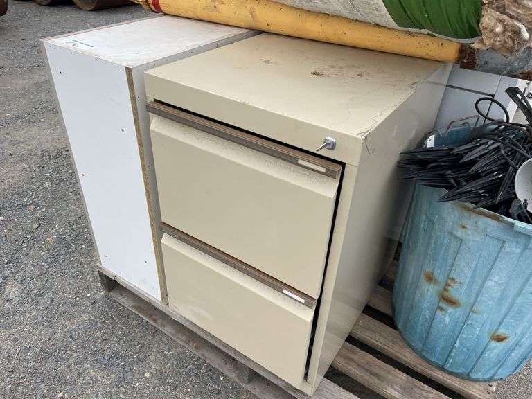 Pallet inc Laundry Sink, Insulation, Irrigation Spikes, File Cabinet etc