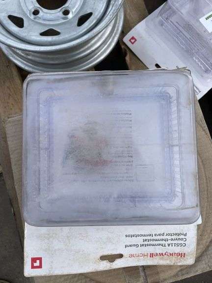 Pallet inc Honeywell Guards, Lincoln Drum Pump, 2x 8 Spoke 12x4 Rim