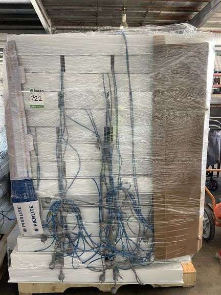 Pallet Qty 240 & 12Volt Dual Power Fluro Lights