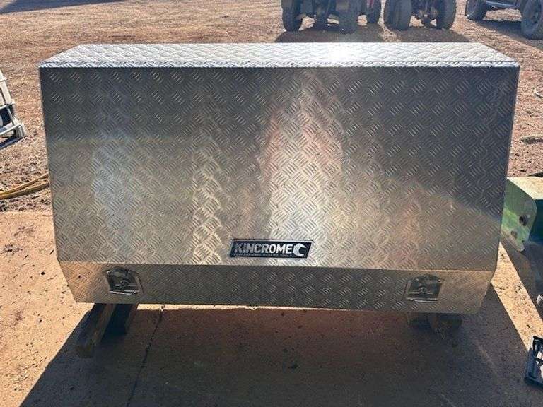 Aluminium Checker Plate Utility Tool Box with Draws