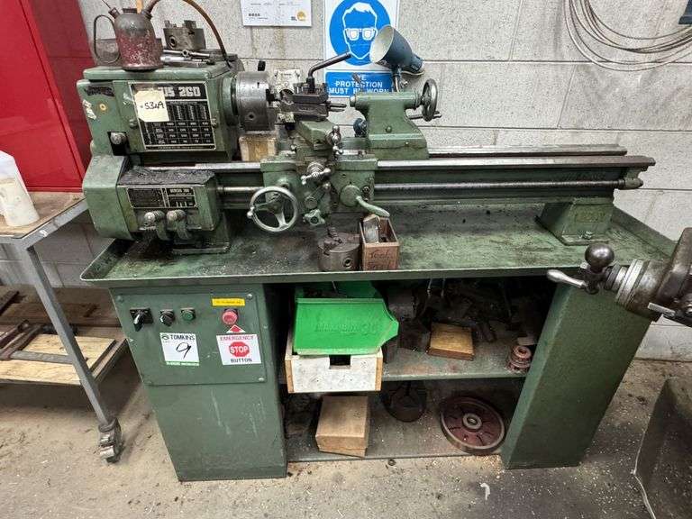 Metal Lathe Hercus and Qty Tooling