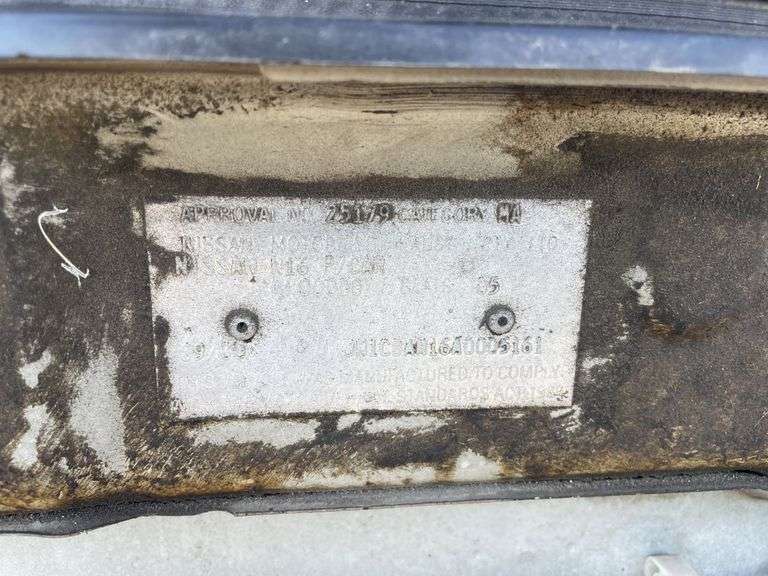 2000 Nissan Pulsar Sedan - Non Operational - No Engine