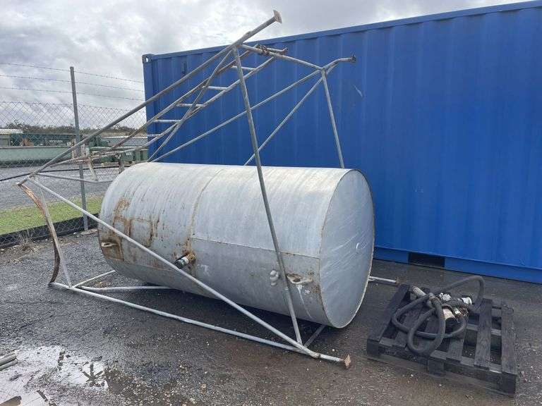 Overhead Fuel Tank and Stand