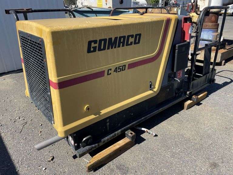 3Cyl Yanmar Diesel Engine c/w Hyd Pack