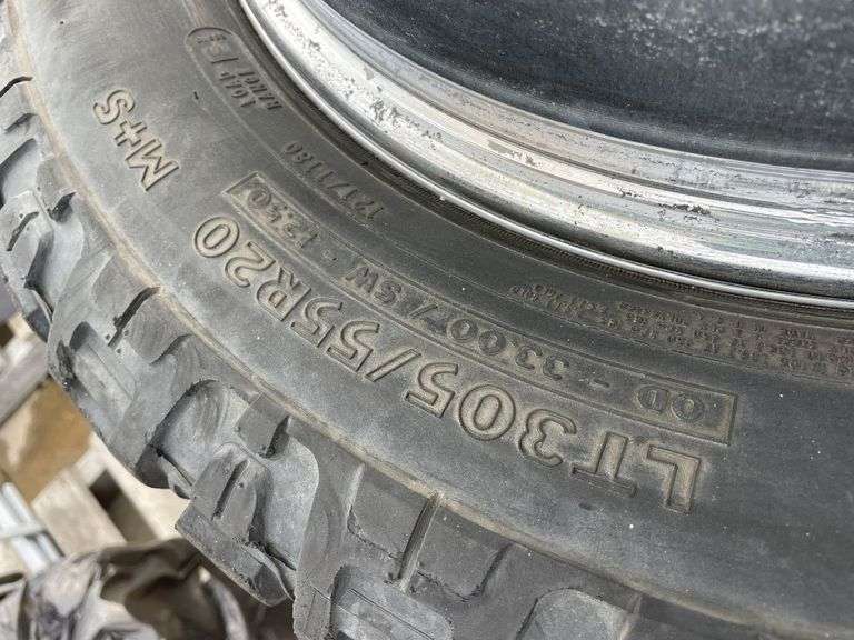 305/55R20 Wheels and Rim