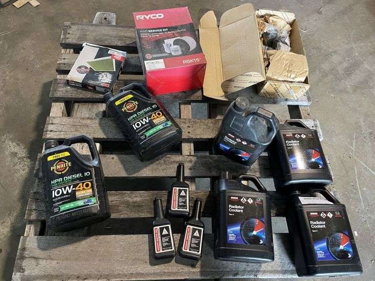 Toyota Service Kit & Oils/coolant