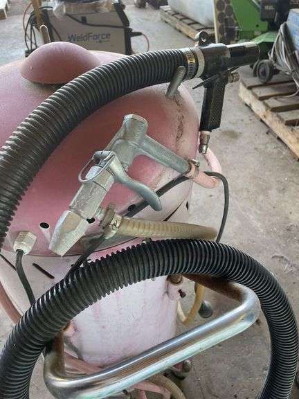 Sandblast Tank & Guns