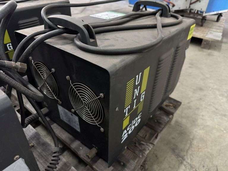 Unimig AC/DC 200 Pulse Tig Welder
