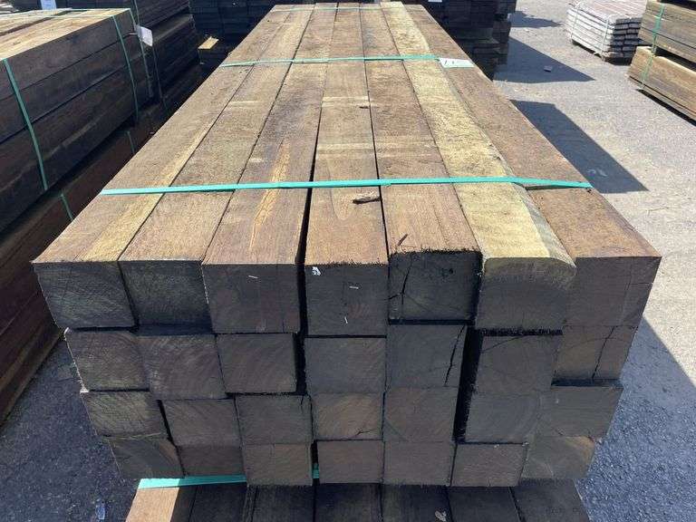 28x 2.4m 100x100mm Landscape Posts