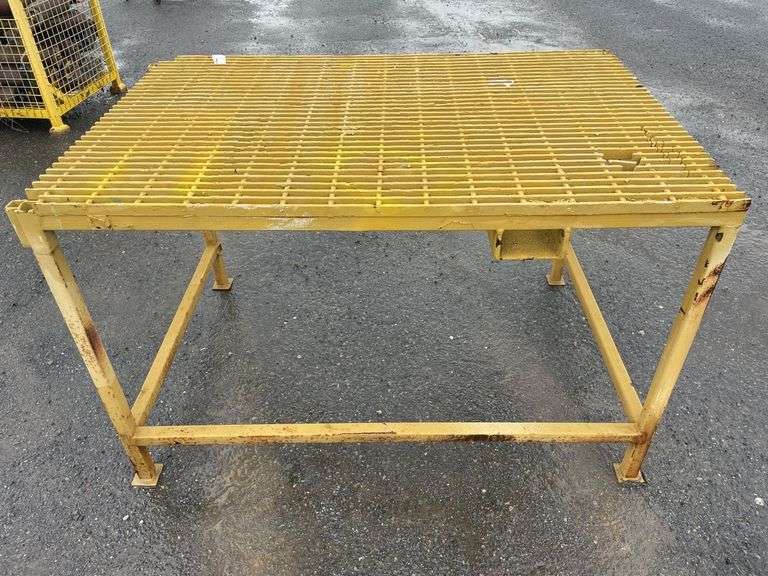 Yellow Steel Cutting Bench - 1mx1.5mx950mmH
