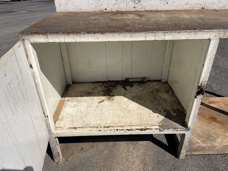 White Steel Workshop Bench/Cabinet