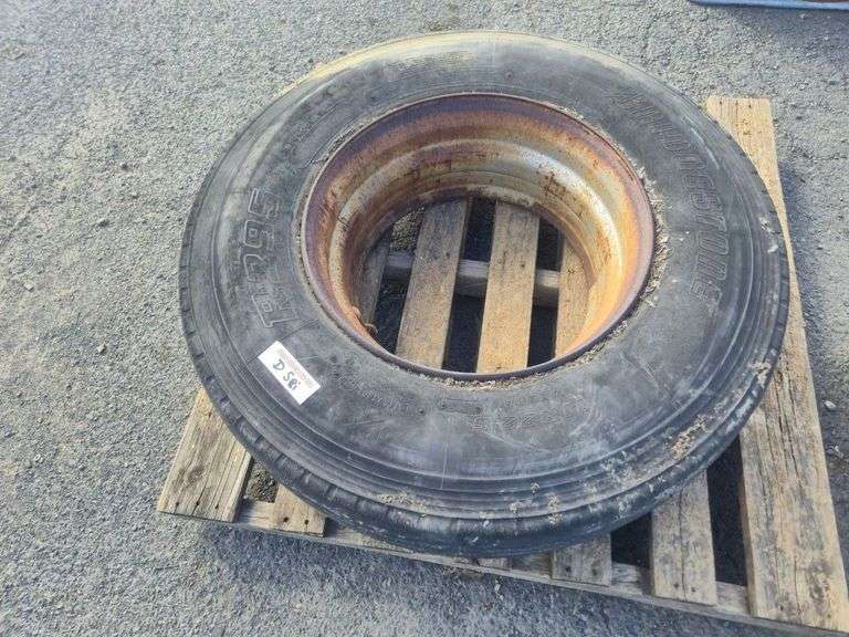 11R22.5 Truck Tyre