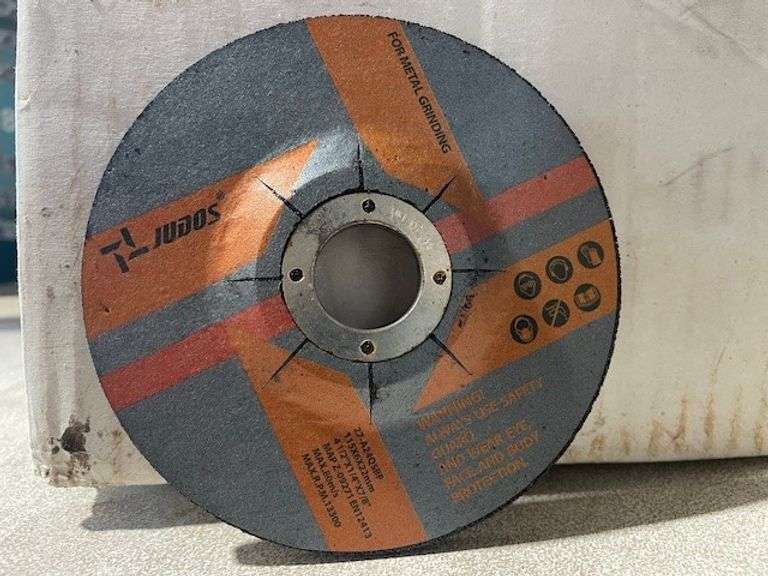 Qty Metal Grinding Disc - 115x6x22mm