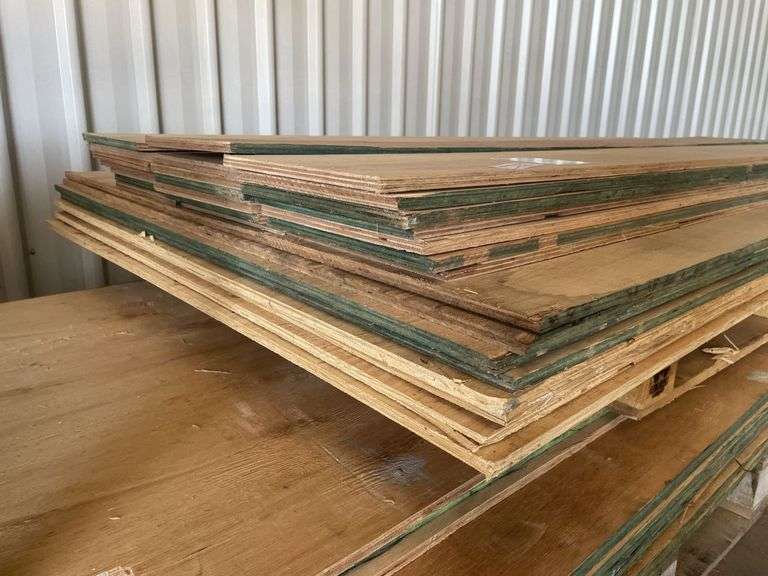 Qty Various Sheets Non Structural Ply