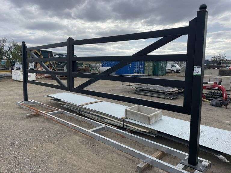 Double Swing Gate