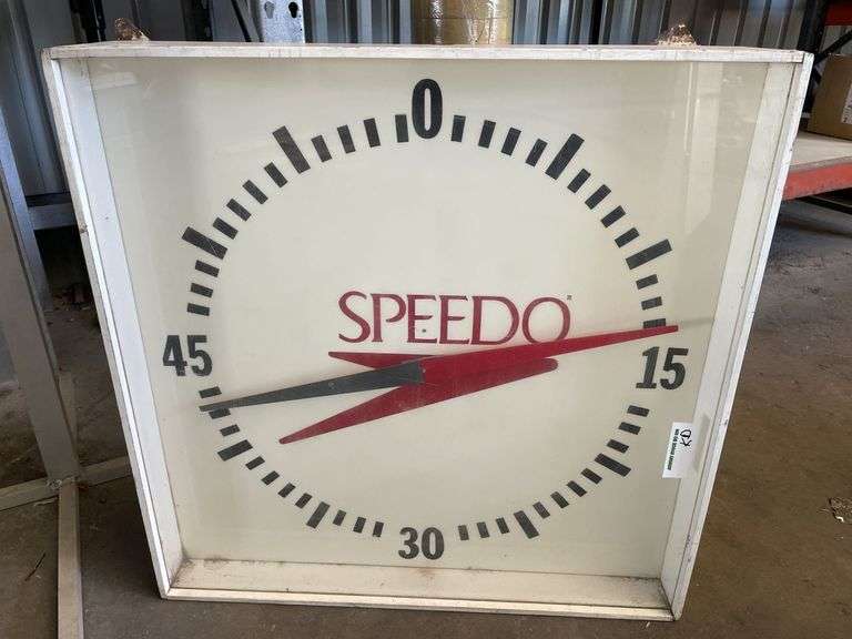 900x900mm Speedo Pace Clock - 240v