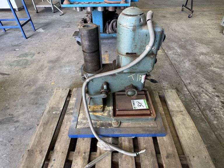 Arboga B1304 Pillar Drill