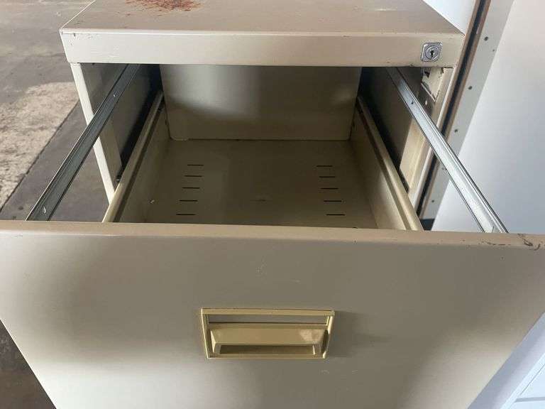 4 Drawer Metal File Cabinet
