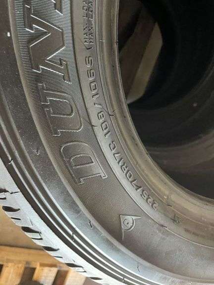 4x 225/70R17C Tyres